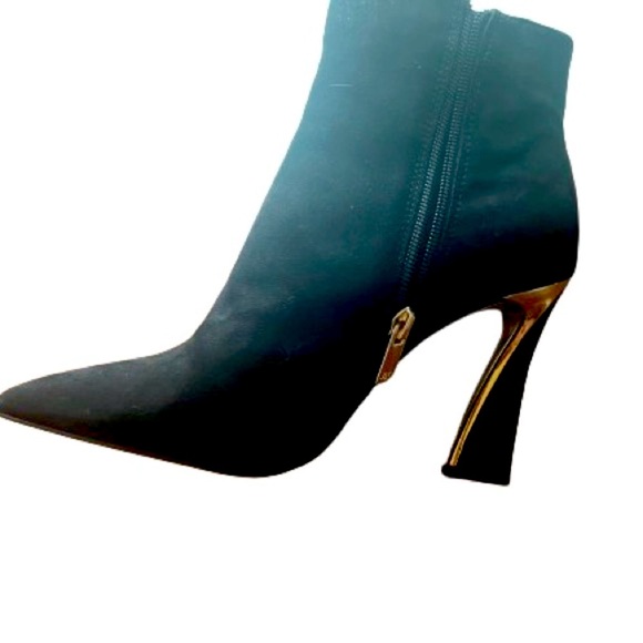 JLo winter suede booties - Picture 5 of 5